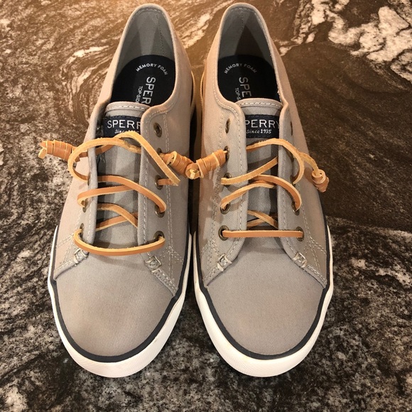 sperry seacoast canvas sneaker